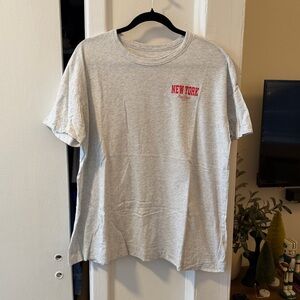 Old Navy Light Grey New York Graphic T-Shirt